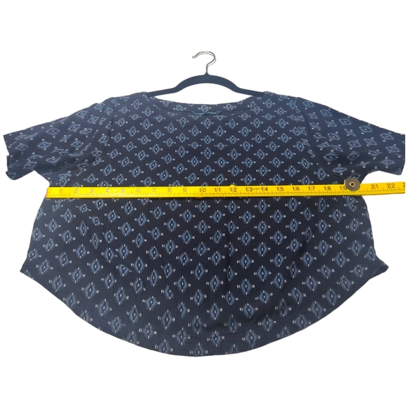 LOT Of 2 Crop Shirts Boxy Summer Ocean City NJ Art On T's Size XS Print Top - Picture 8 of 10